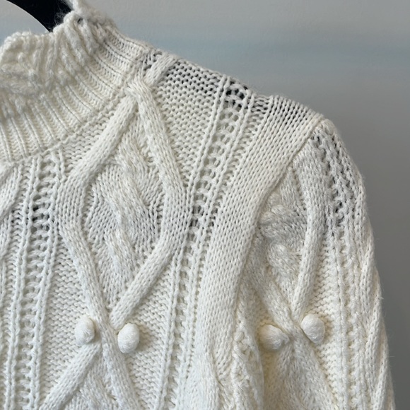 Sadie & Sage Crop Style Sweater - Picture 2 of 12